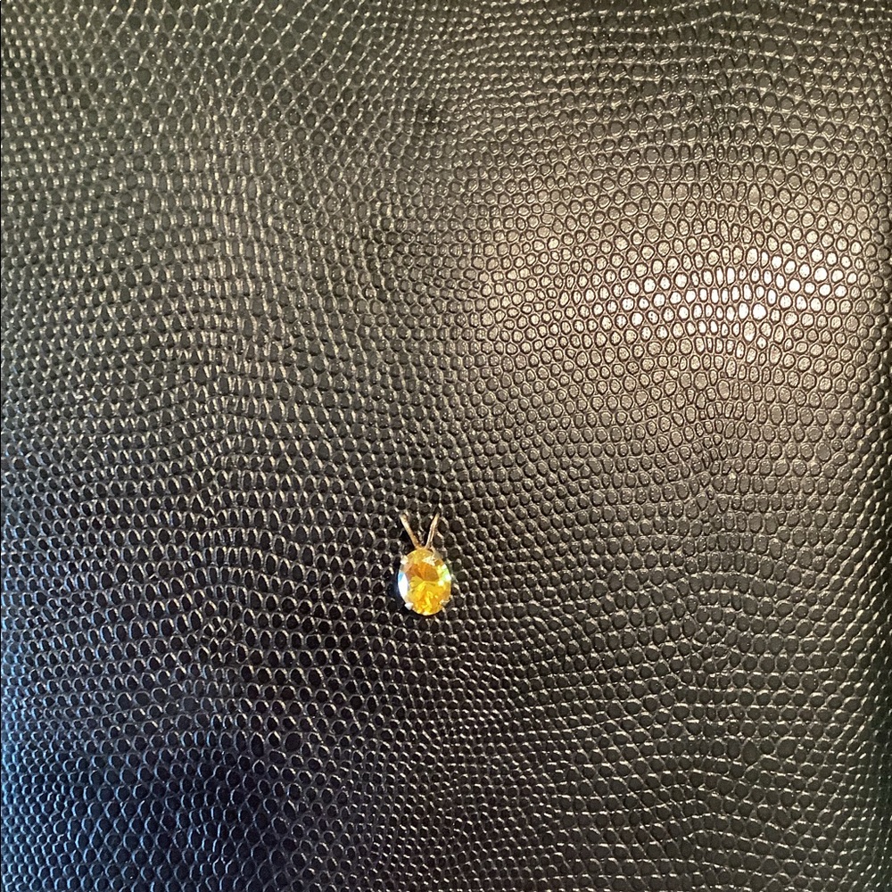 14 K Gold with Yellow Gem Stone Pendant